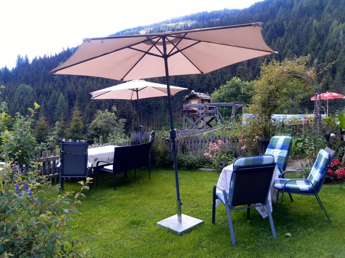 Bed & Breakfast Dolomiti Bey Haus Pinter Assling Exteriör bild