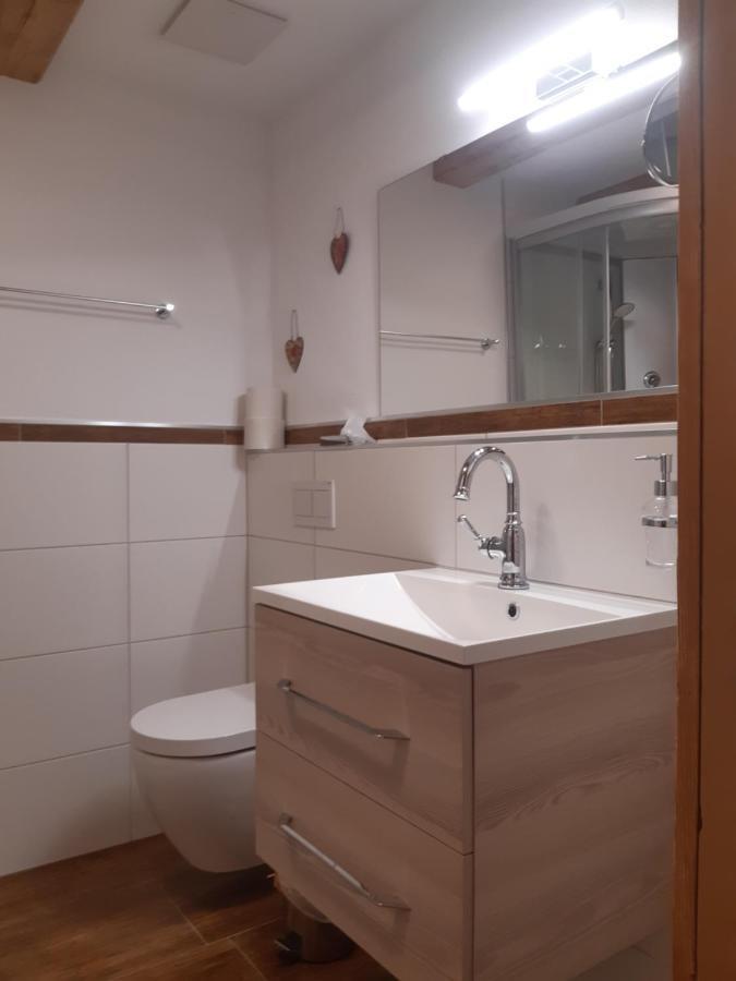 Bed & Breakfast Dolomiti Bey Haus Pinter Assling Exteriör bild